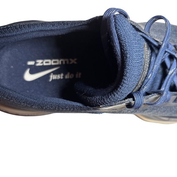 Nike ZoomX Invincible Run Flyknit FK 3 College Navy &  White Athletic Shoes 7.5 - Picture 8 of 9
